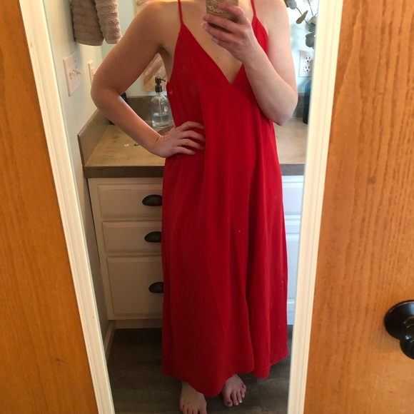 Red dress from Forever 21 - Picture 4 of 5